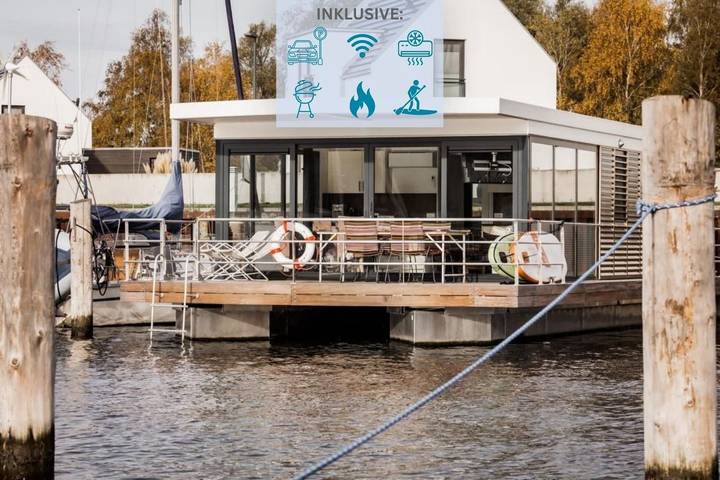 Ferienhaus für 5 Personen, mit Terrasse und Seeblick sowie Ausblick in Peenemünde
