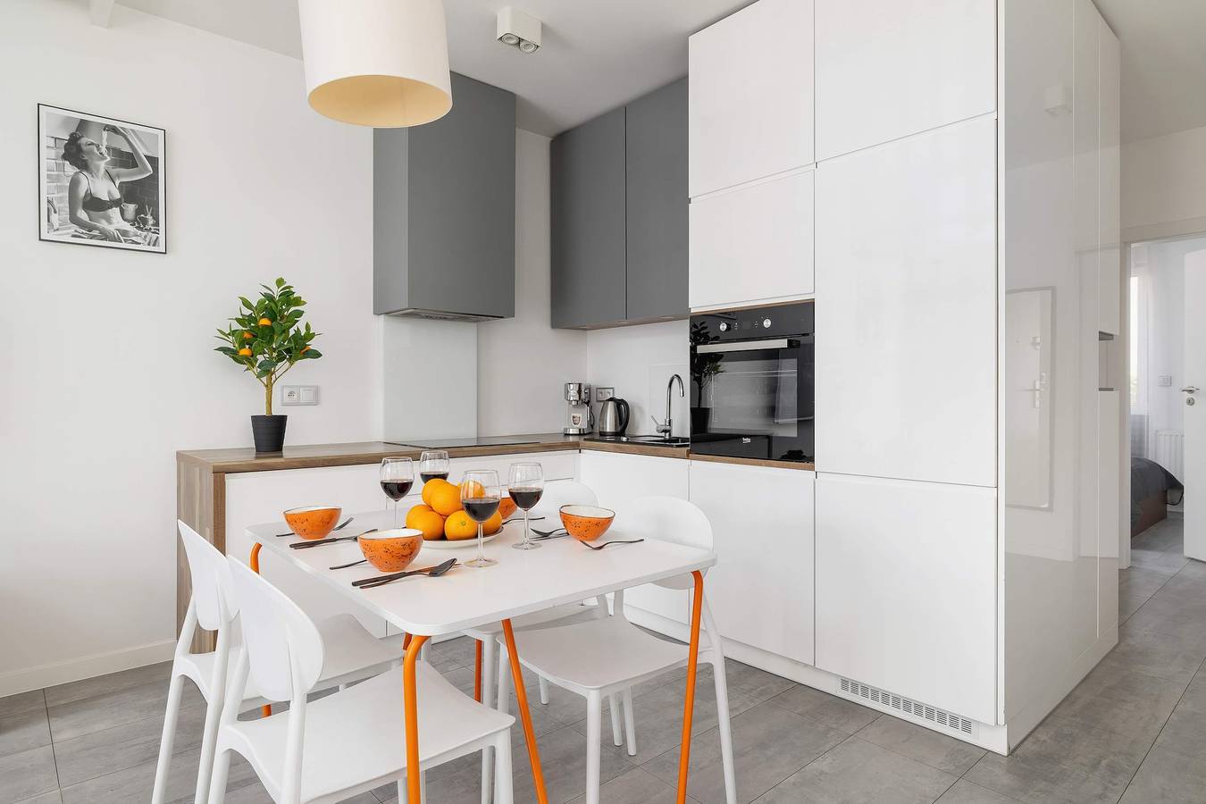 Ganze Wohnung, Starzyńskiego 7 | Bielsko-Biała | Modern Apartment | Mountain View | Parking | Balcony in Bielitz-Biala, Schlesien