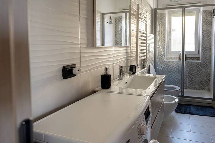 Appartement entier, Peaceful apartment with AC in charming Ciampino in Ciampino, Parco Regionale dei Castelli Romani