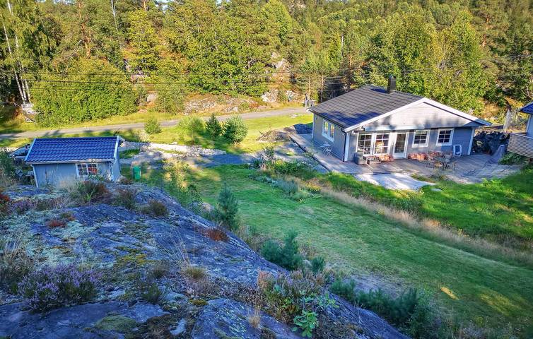 Ferienhaus für 6 Personen mit Garten in Tvedestrand