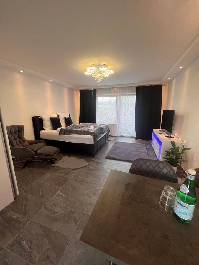 Ferienwohnung für 2 Personen, mit Balkon und Terrasse in Weil am Rhein