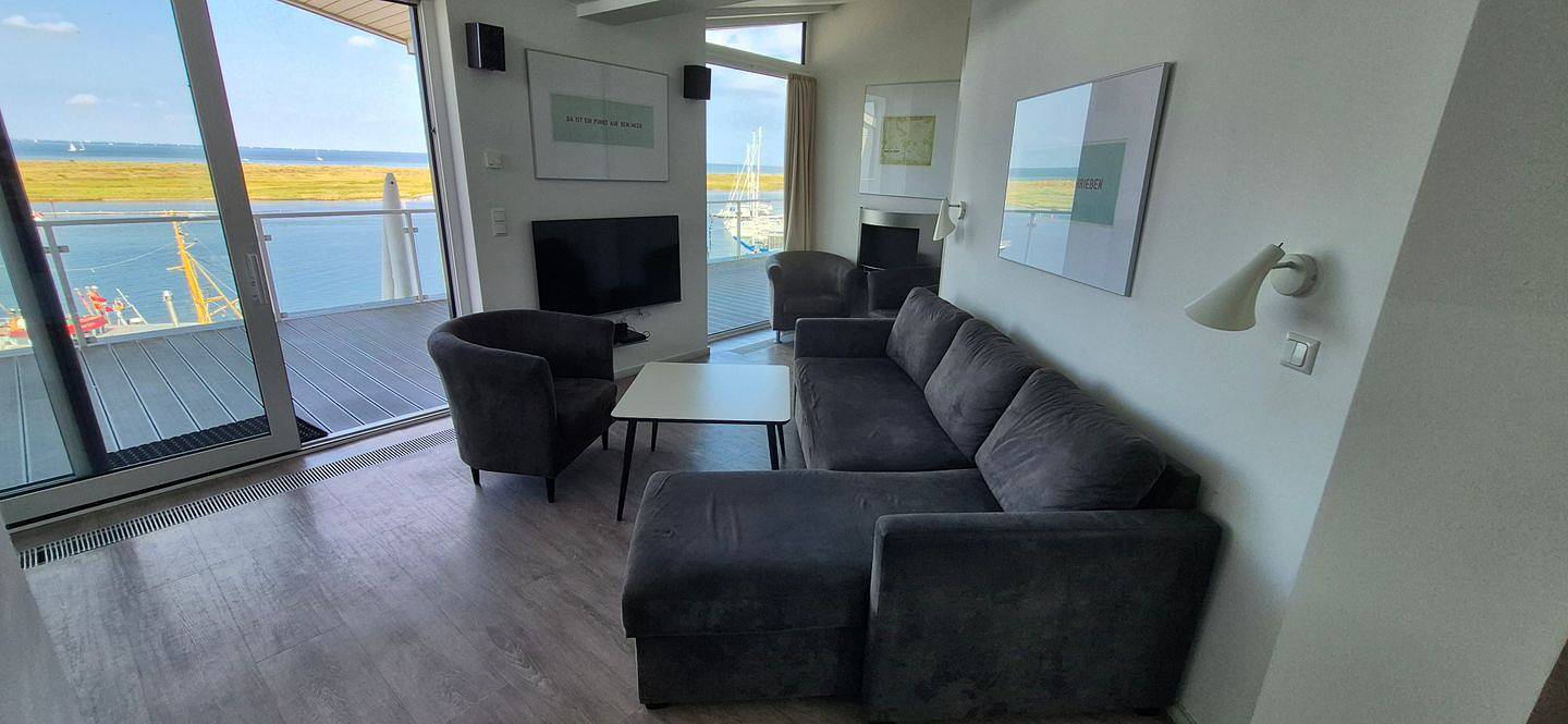 Ganze Wohnung, Exklusives Penthouse mit außergewöhnlichem Meerblick und Sauna direkt am Strand in Wendtorfer Strand, Wendtorf
