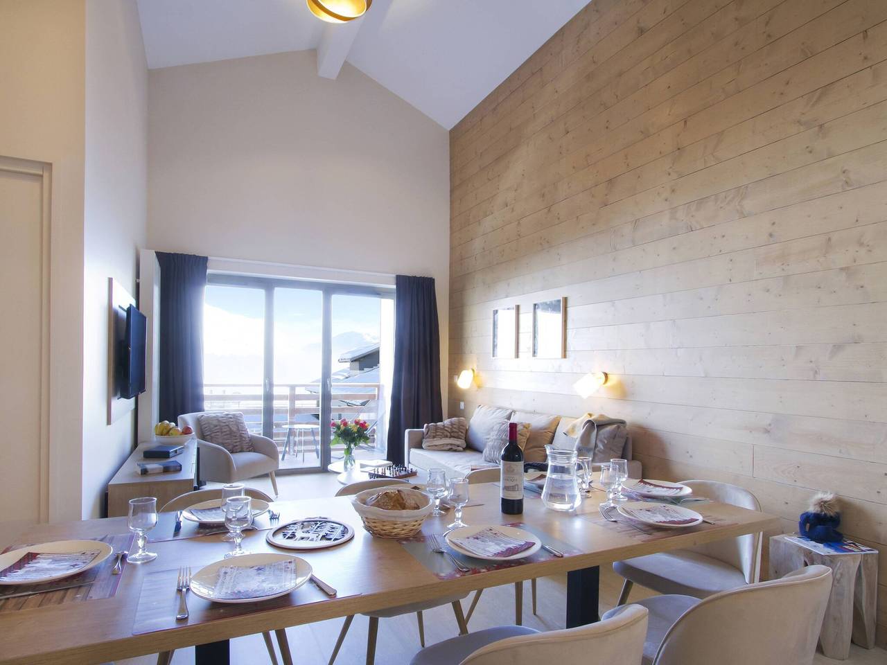 Appartement entier, Appartement à Éclose avec vue sur montagnes in Huez, Parc national des Écrins