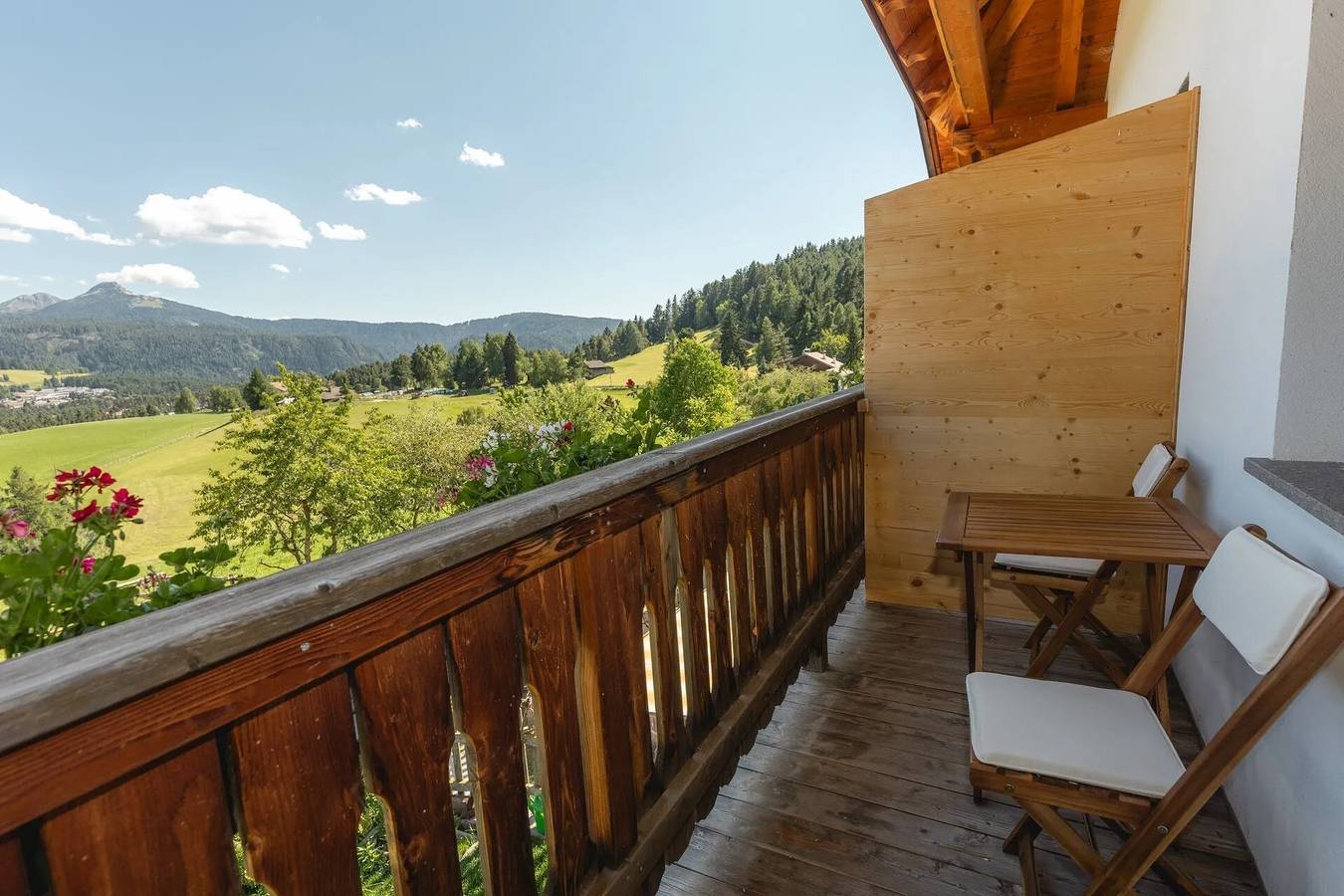 Ganze Wohnung, Ferienwohnung 'Am Oberranhof' mit Bergblick, Gemeinschaftsterrasse und Wlan in Deutschnofen, Eggental