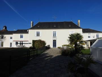 Gîte pour 4 personnes, avec piscine à Vendeuvre-du-Poitou