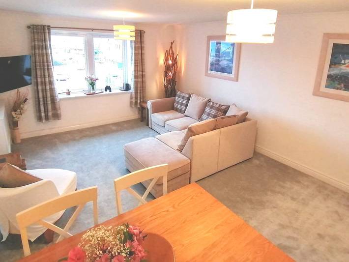 Log cabin for 4 people in Oban