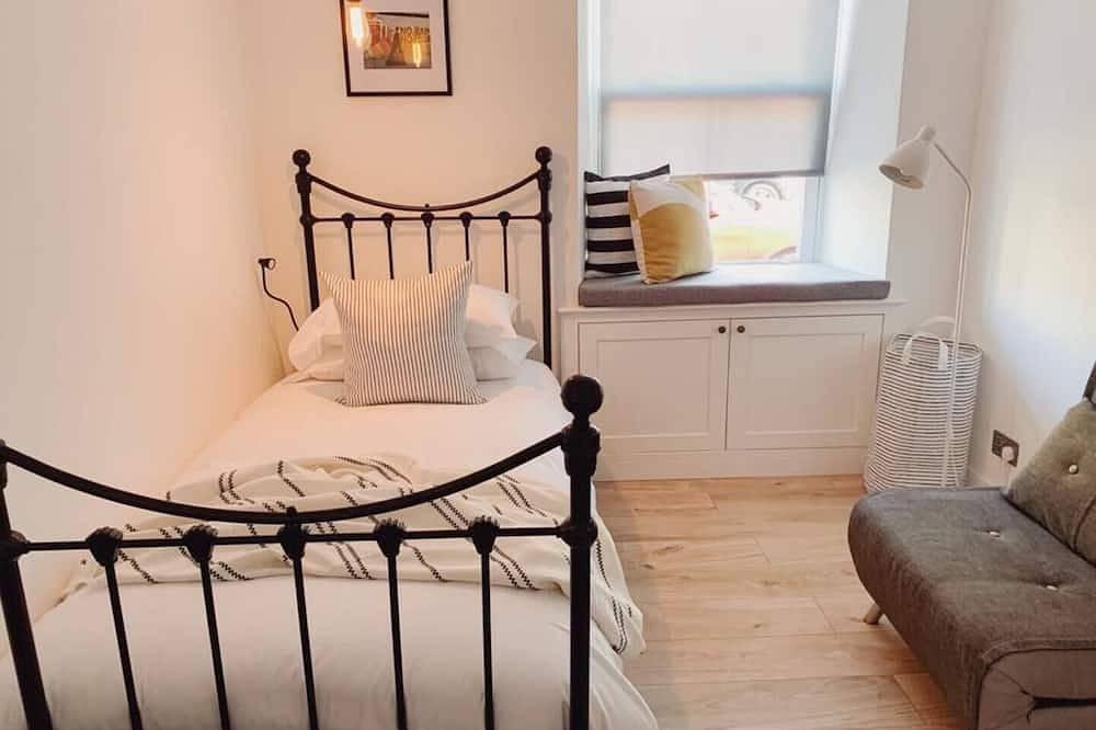 Geheel appartement, The Estuary Apartment - 2 minutes form the beach! in Dundee, Angus