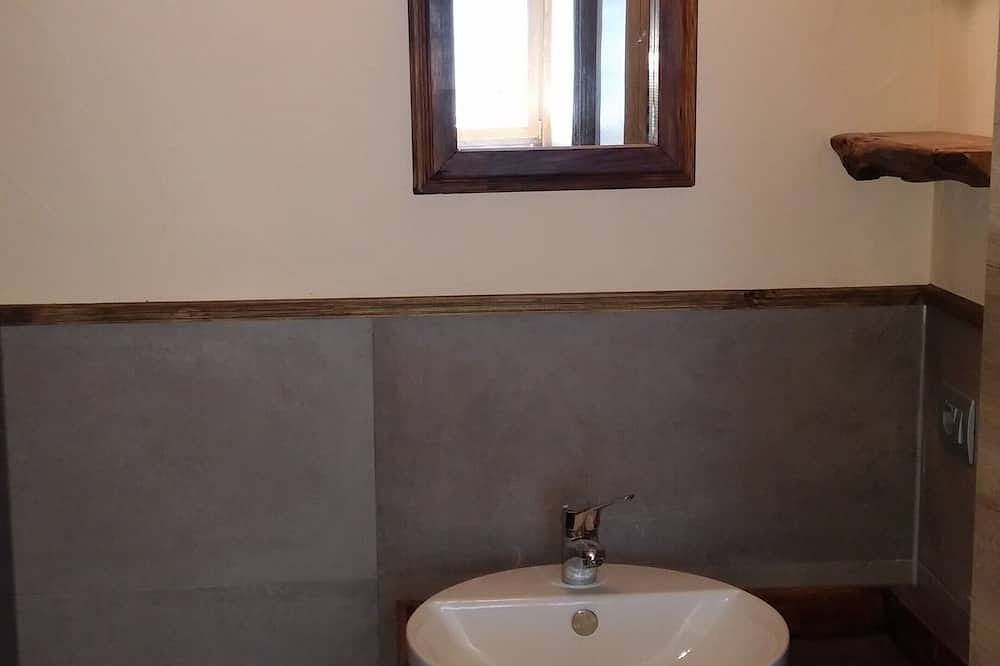 Geheel appartement, La Maison du Pont Romain in Aosta, Walliser Alpen