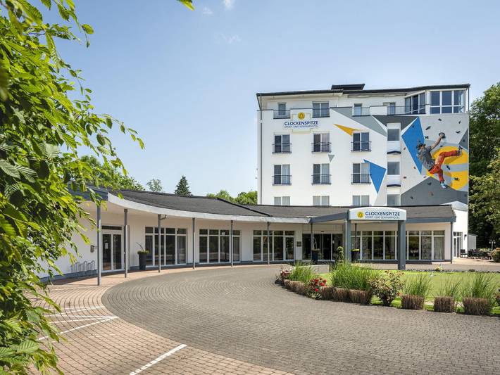 Hotel für 6 Personen, mit Balkon und Terrasse sowie Pool in Altenkirchen (Westerwald)