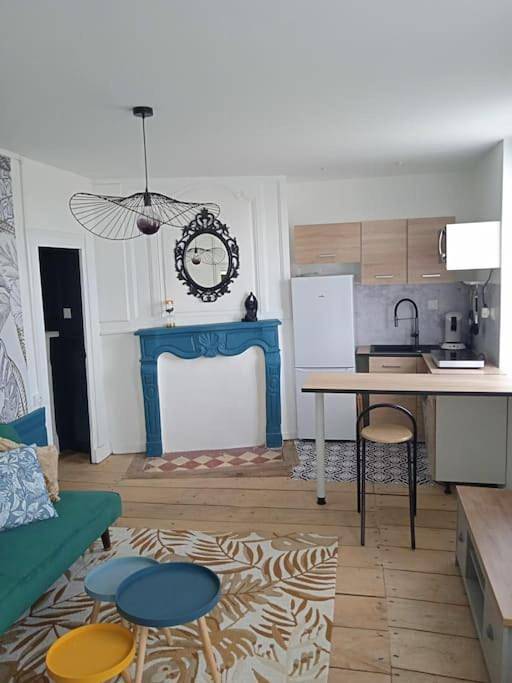 Gîte pour 2 personnes, avec piscine ainsi que jacuzzi et jardin à Buchères - 3