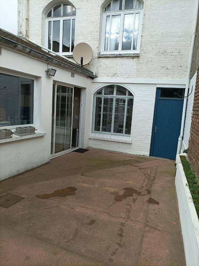 Location de vacances pour 2 personnes, avec terrasse ainsi que jardin et vue à Friville-Escarbotin - 3