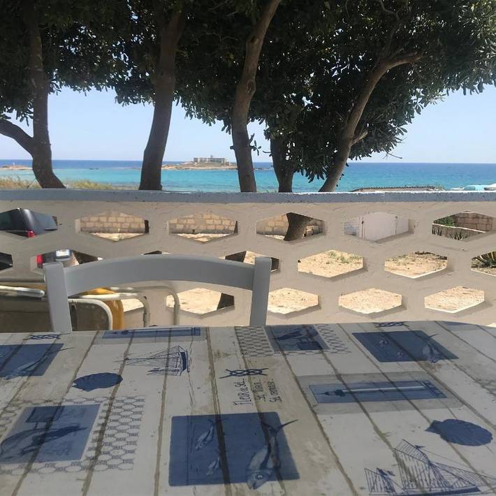 Casa vacanza per 5 persone, con Balcone e Terrazza nonché Giardino e Vista lago a Portopalo di Capo Passero