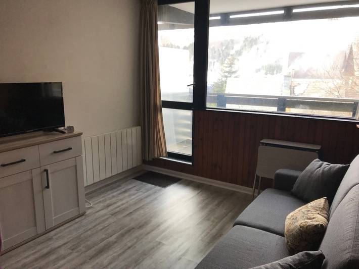 Chalet pour 6 personnes, avec balcon dans Super Besse - 2