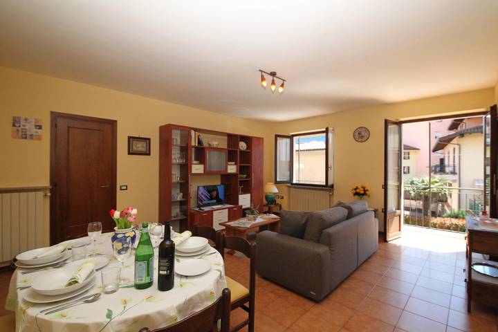 Location de vacances pour 2 personnes, avec balcon dans Lac Majeur (Italie)