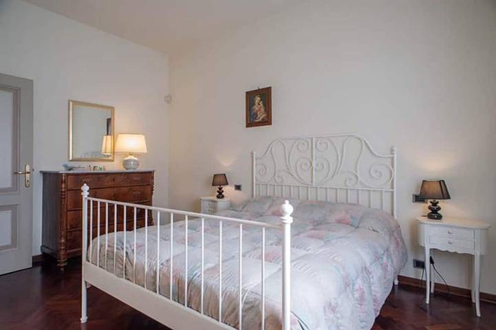 Villa adatta alle famiglie con piscina e giardino, a 900 m dal centro storico in Lucca, Provincia di Lucca