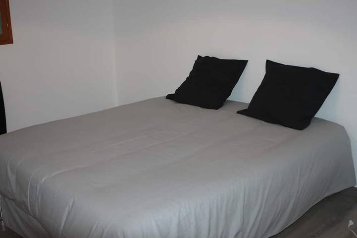 Location de vacances pour 6 personnes, avec jardin et terrasse, animaux acceptés à Paunat - 2