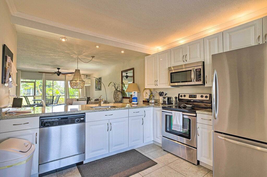 Ganze Wohnung, Jupiter Condo w/ Pool Access, Walk to Beach! in Jupiter, Palm Beach County