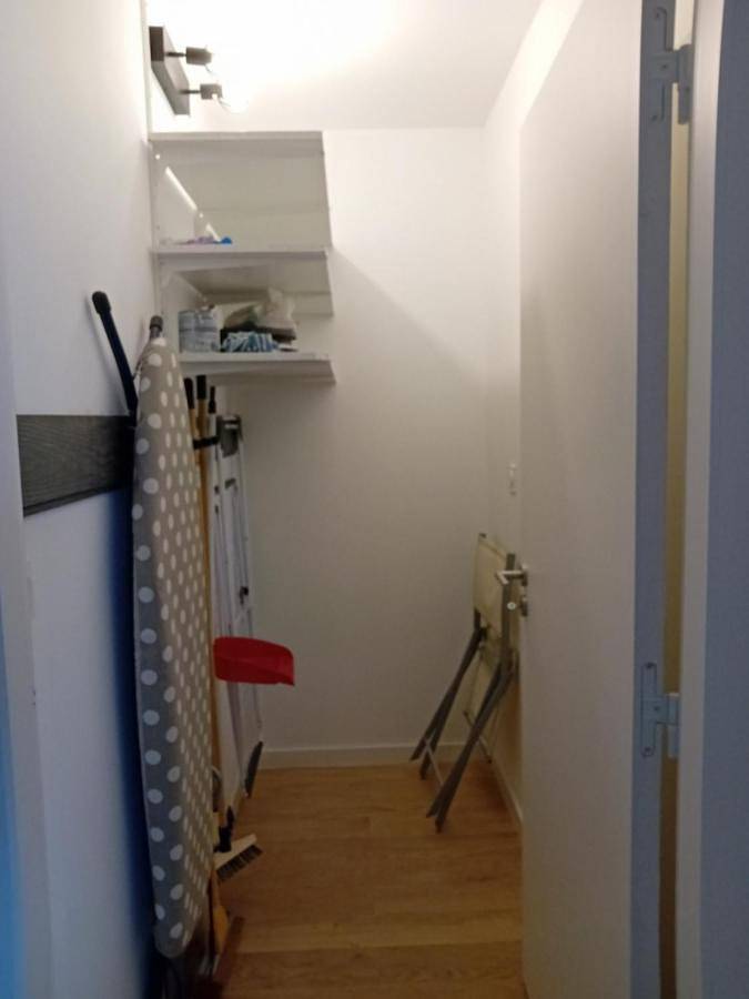 Appartement entier, One-Bedroom Apartment in Granville, Côte de la Déroute