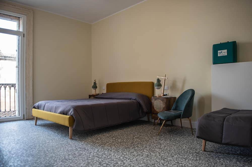 B&B U'Panare, in Taranto's historic center a structure reminiscent of home in Taranto, Gulf of Taranto