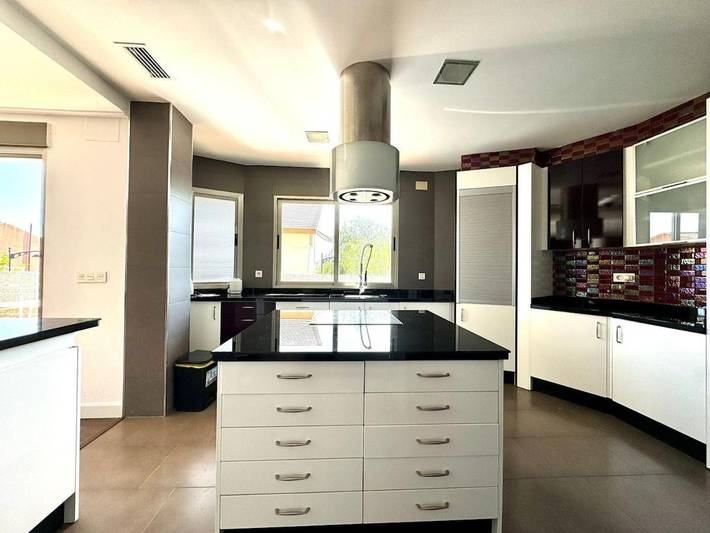 Casa rural para 10 personas, con vistas además de balcón y piscina en Molina de Segura - 2