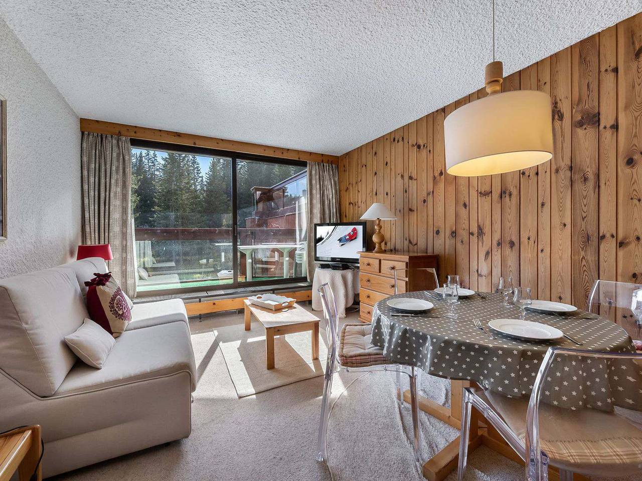 Ganze Wohnung, Charmante Ski-in-Ski-out-Wohnung mit Südbalkon in Courchevel 1850 in Saint-Bon-Tarentaise, Courchevel