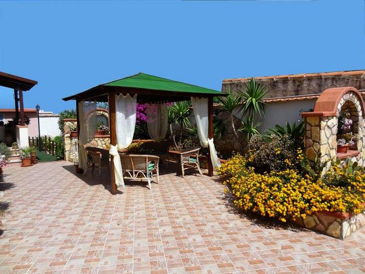 Chambre d’hôte pour 2 personnes, avec jardin, animaux acceptés à Erice - 2