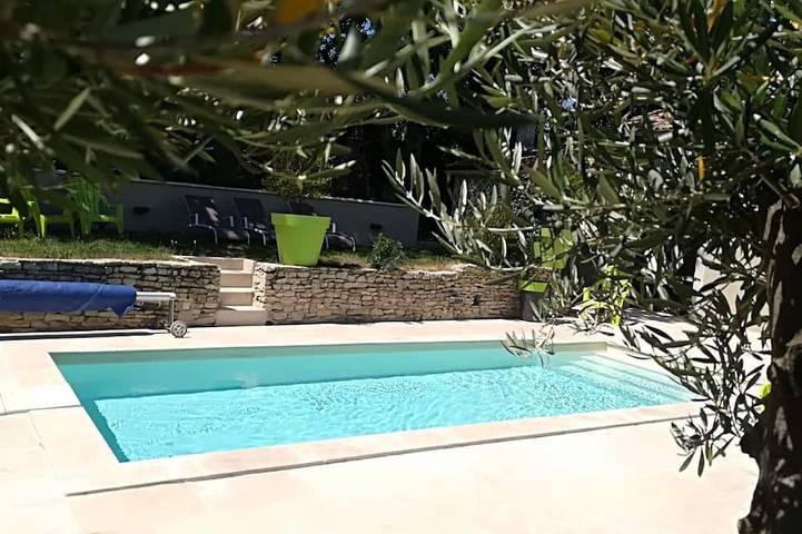 Location de vacances pour 14 personnes, animaux acceptés à Lagarde-Paréol