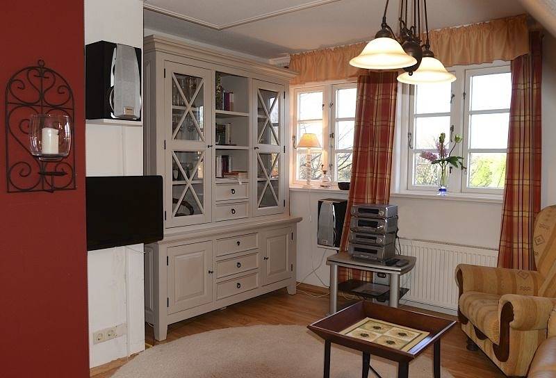 Ganze Ferienwohnung, Ferien unterm Reetdach Whg 03 in Oevenum, Föhr
