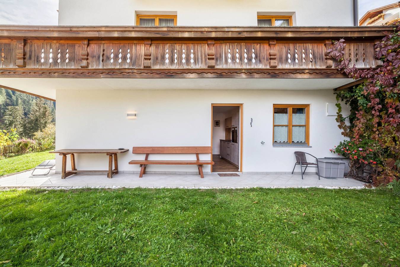 Ganze Wohnung, Ferienwohnung "Parigger Apt Enzian" mit Bergblick, Gemeinschaftsgarten und Wlan in Bichl (Ratschings), Ratschings