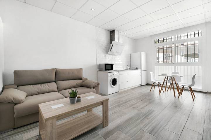 Apartamento inteiro, Apartamento "Venus 3" não muito longe da praia com Wi-Fi e A/C in Conil de la Frontera, Costa de la luz