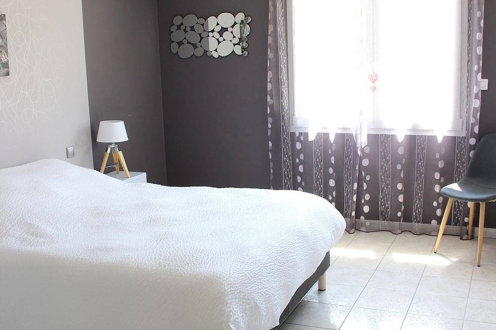 Large country house in Sommepy-Tahure, Marne