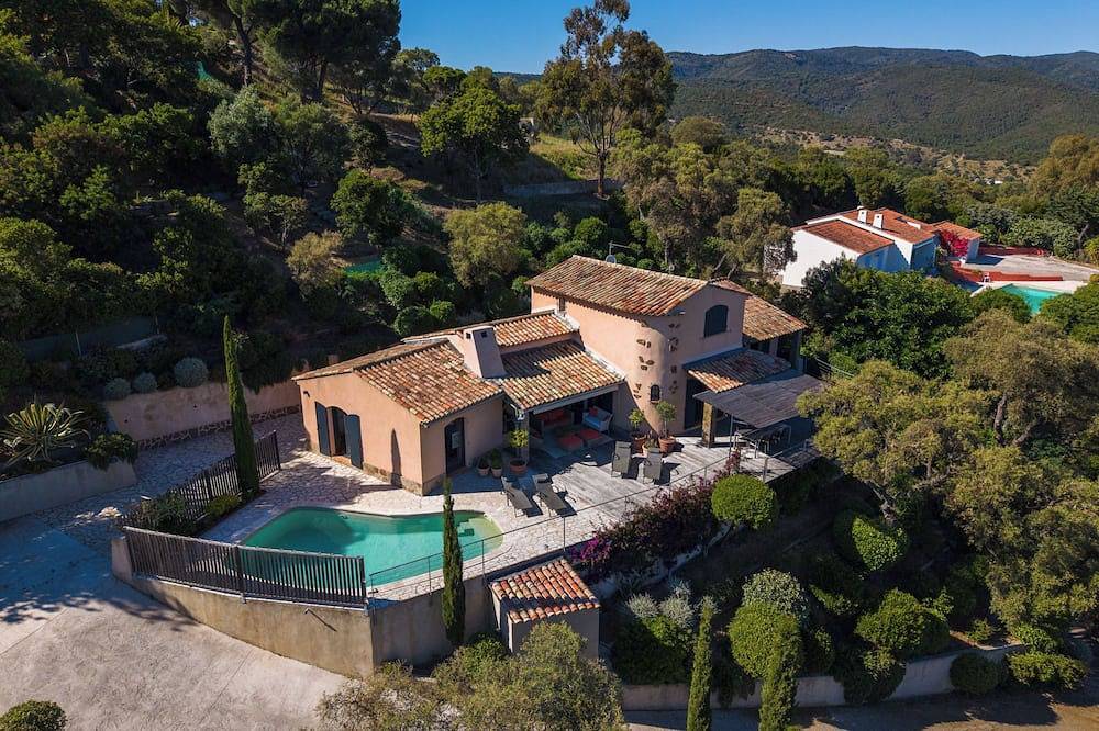 Casa vacanza a Var a partire da 386€ a notte