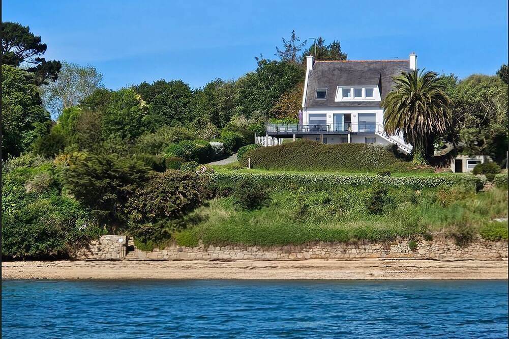 Cottage Meer Zugang zum Ende des Gartens in Lanmodez, Rosa Granitküste