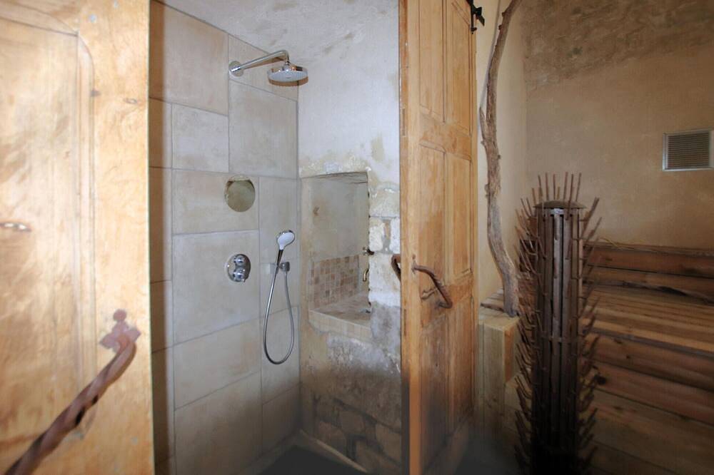 Appartement entier, Wellness Cathédrale Loft in Viviers, Privas (arrondissement)