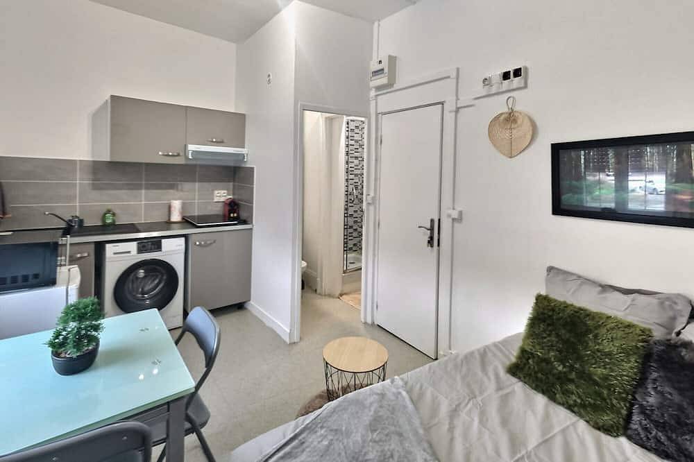 Apartamento entero, Superbe Studio 3 Face Gare Avec Wifi et Proche Toutes Commodités in Évreux, Región de Évreux
