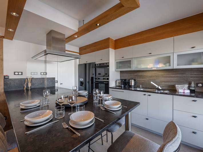 Apartamento entero, Apartamento de 4 habitaciones en Morzine con estacionamiento y piscina en verano in Morzine, Les Portes du Soleil