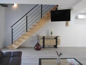 Gîte pour 6 personnes, avec jardin à Peyrins