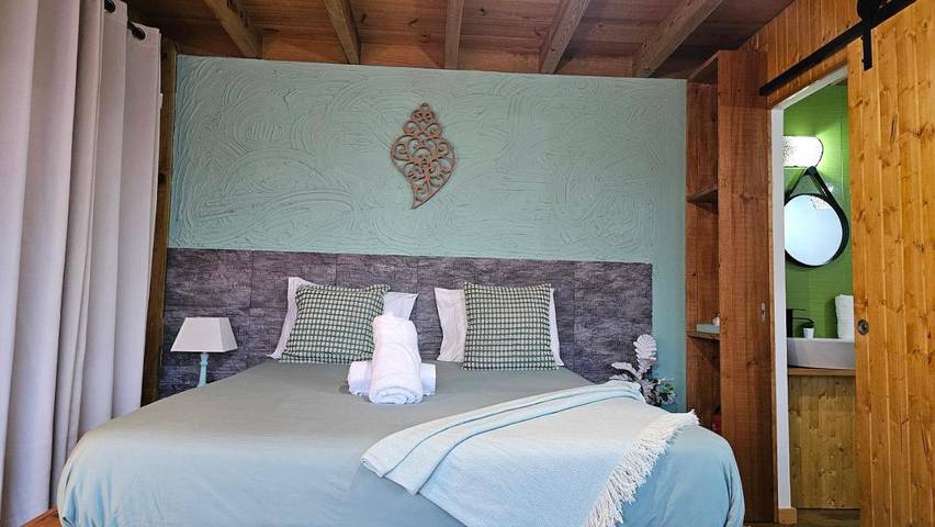Casa rural para 3 personas, con jacuzzi y piscina además de terraza y jardín en Región Norte (Portugal) - 2