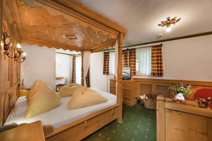 Doppelzimmer B mit Dusche, separatem Wc in Hohe Tauern, Dorfgastein