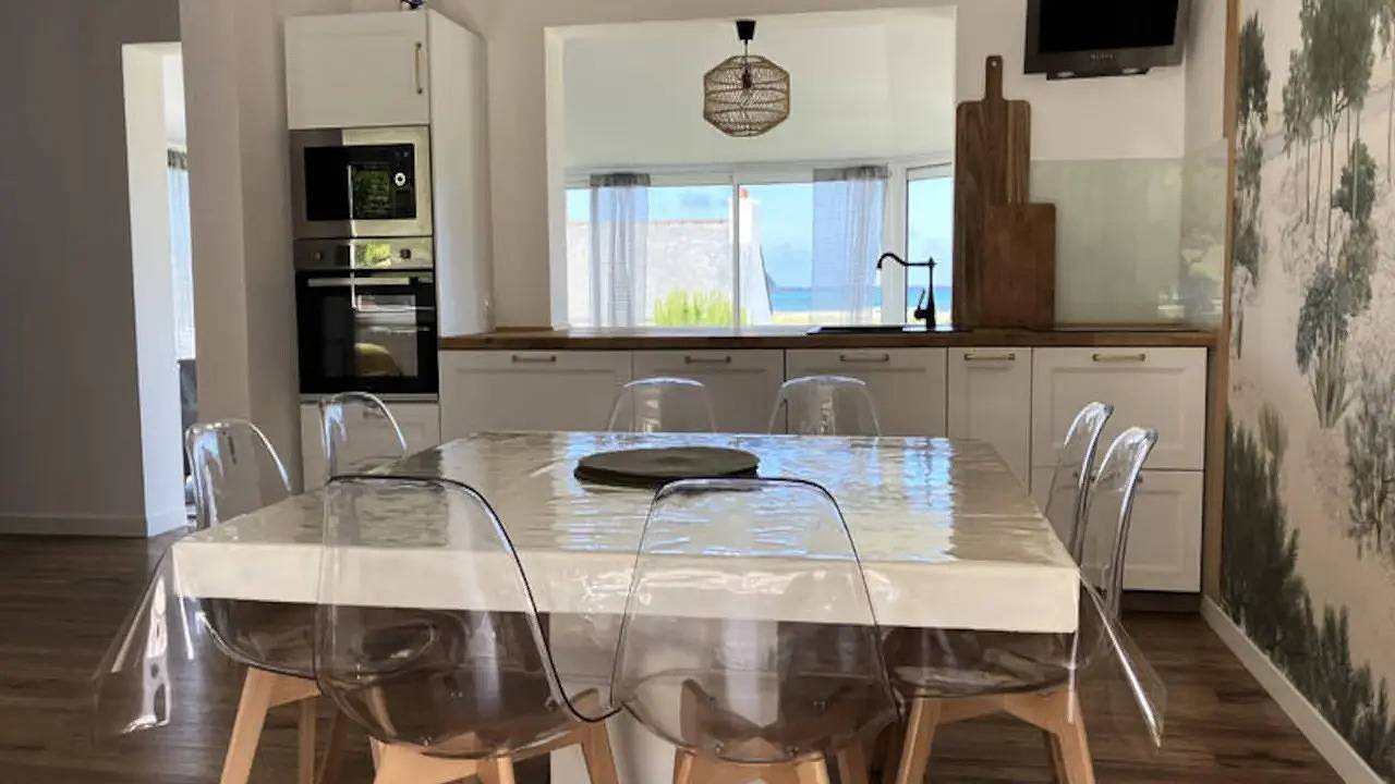 Maison de vacances pour 9 personnes avec sauna in Louannec, Côte de Granit Rose