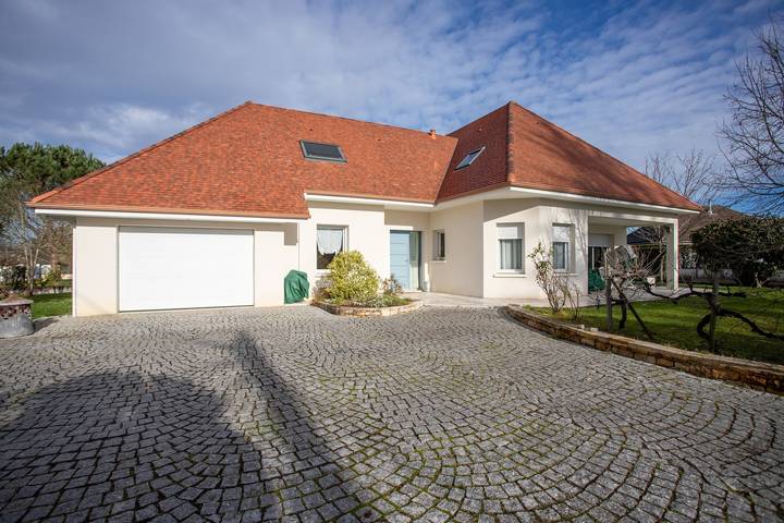 Chambre d’hôte pour 4 personnes, avec jardin en Pyrénées-Atlantiques