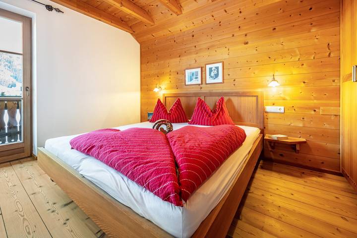 Appartamento intero, Appartamento 'Lechnerhof 4' con vista sulle montagne, giardino in comune e Wi-Fi in Lago di Braies, Braies