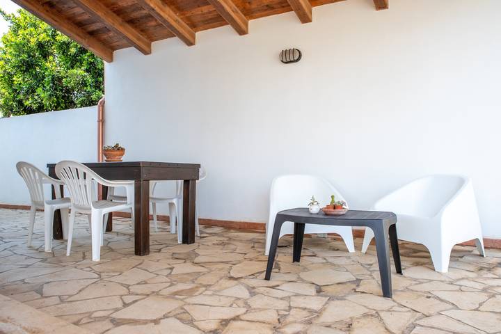Appartement entier, Appartement 'Casa Gaia nel Val di Noto' avec piscine privée, Wi-Fi et climatisation in Santa Maria del Focallo, Ispica