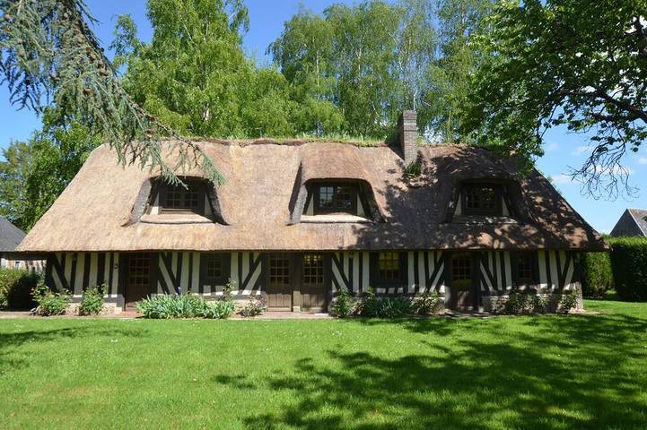 Gîte pour 6 personnes, avec jardin dans Berthouville