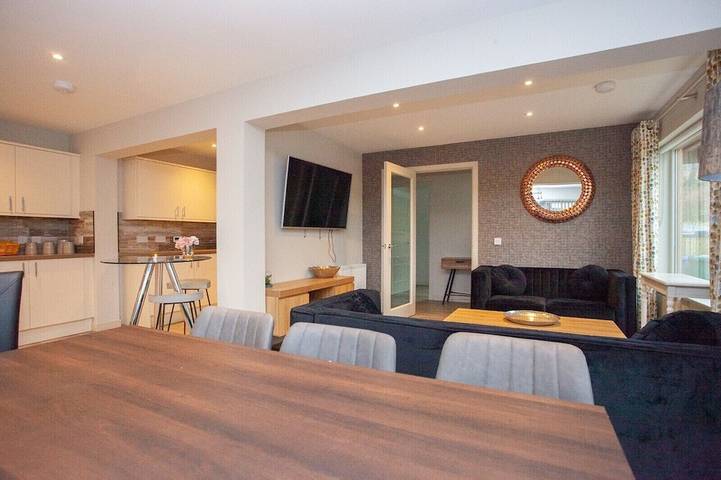 Luxury lodge with hot tub in Argyll & Bute