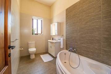 Villa for 9 People in Għajnsielem, Gozo, Photo 4