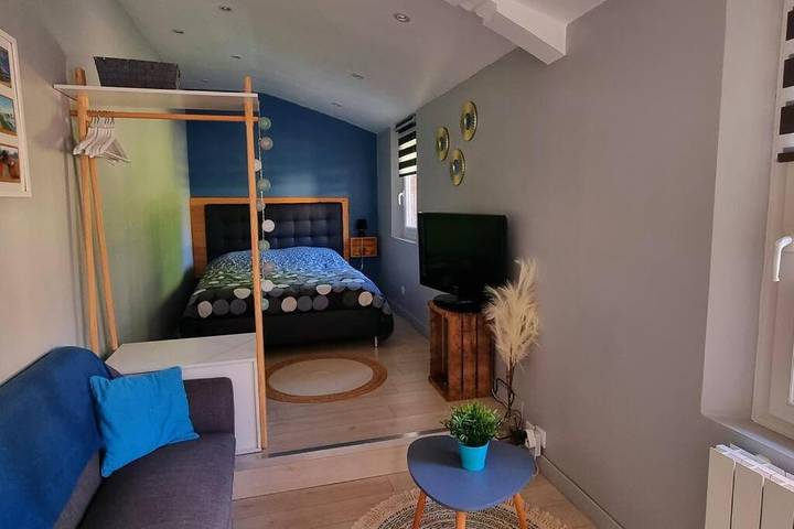 Gîte pour 2 personnes, avec jardin et terrasse à Beauchamps