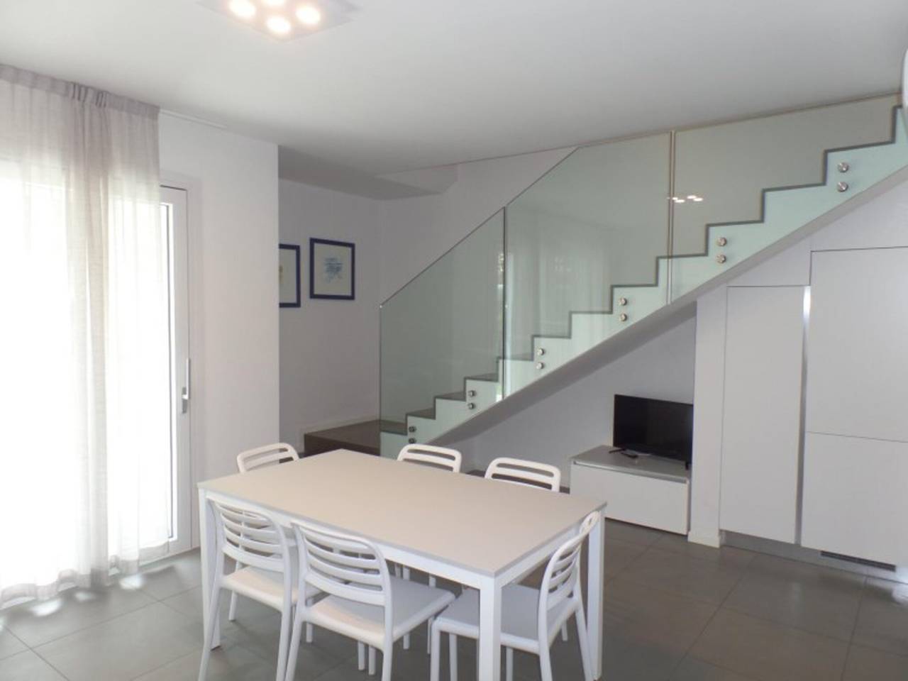 Appartement entier, Villa familiale lumineuse avec jardin près de la mer in Bibione, Province de Venise