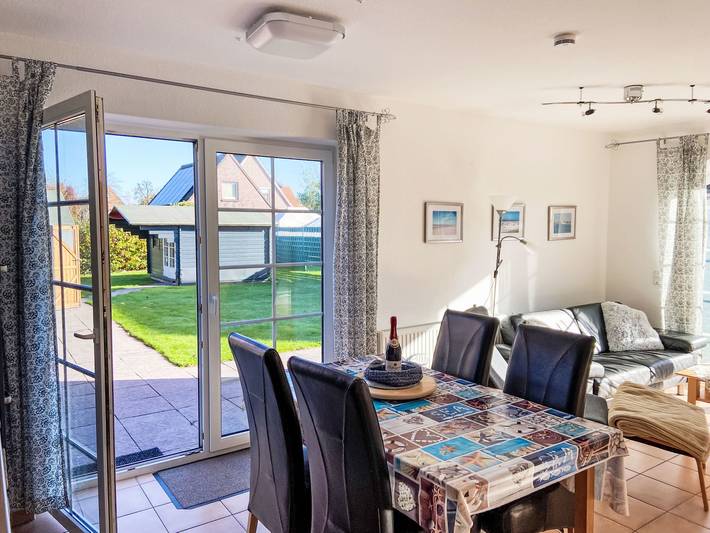 Ferienwohnung für 4 Personen, mit Terrasse und Garten sowie Sauna in Norden - 3