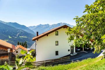 Ferienwohnung für 4 Personen, mit Haustier in Tiroler Oberland